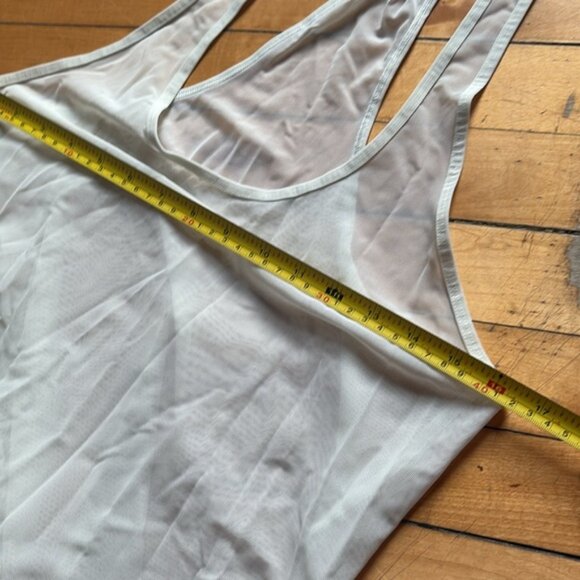 Lululemon Sz 8 White Mesh Racer Back Athletic Tank Top - Picture 7 of 7